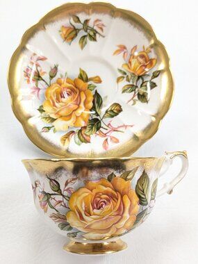 Royal Albert Gold Crest Yellow Rose Teacup And Saucer England Bone China